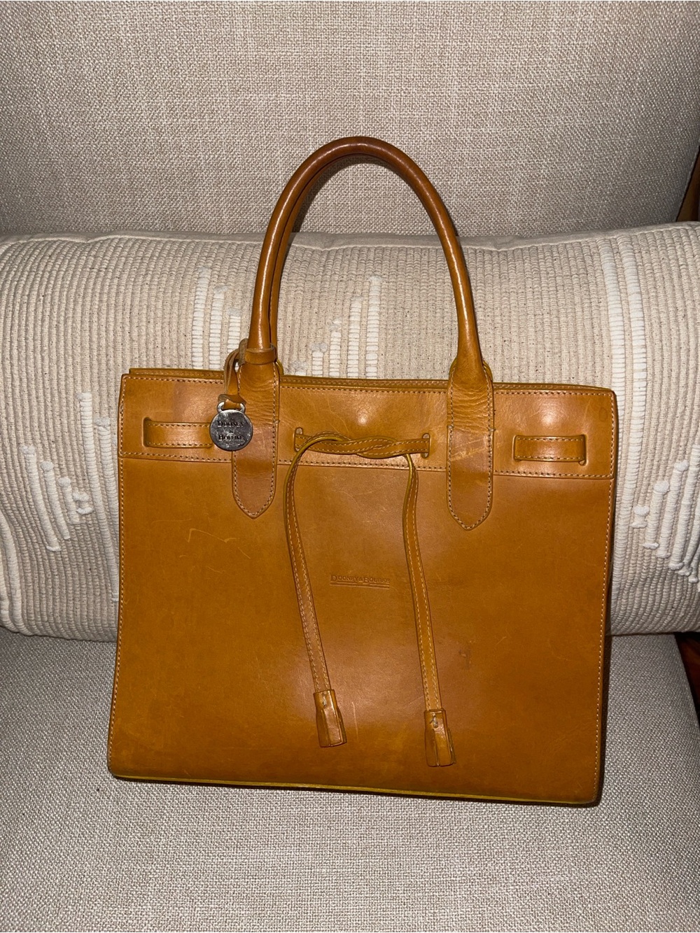 Leather Tote Bag in Caramel Brown - Classic Structured Carryall
